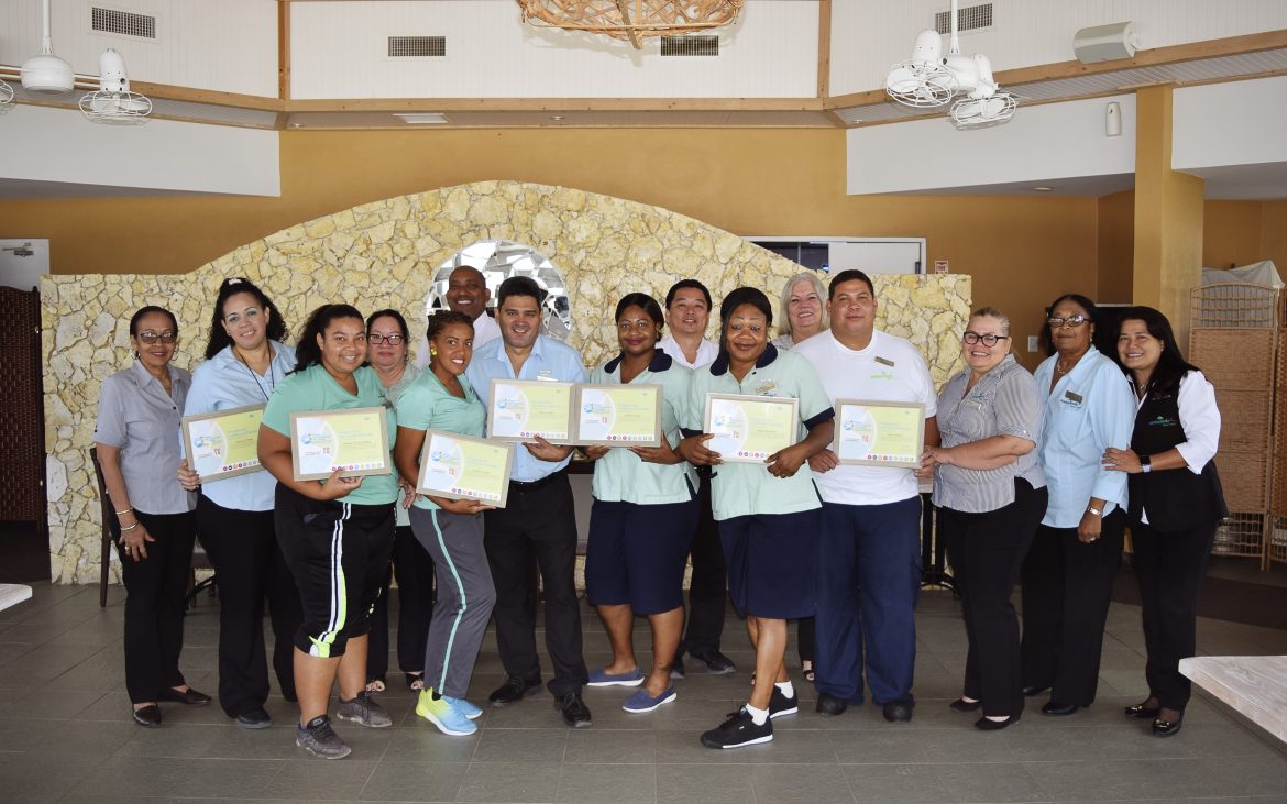 Costa Linda Beach Resort completed the Aruba Certification Program